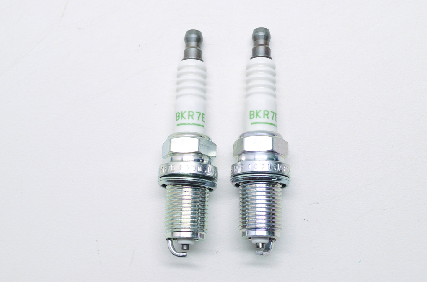 NGK BKR7E, 4644 V-Power Resistor Type Spark Plug Qty 2 NOS