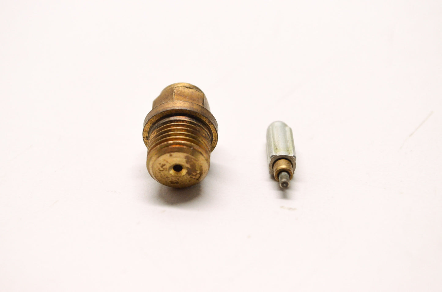 Needle & Seat NOS