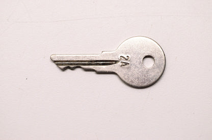 New OEM Quicksilver Mercury Marine Key 2A NOS