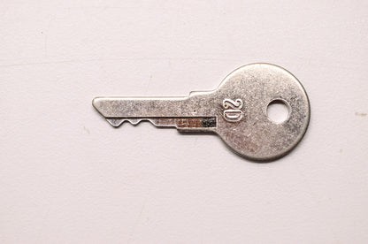 New OEM Quicksilver Mercury Marine Key 2D NOS