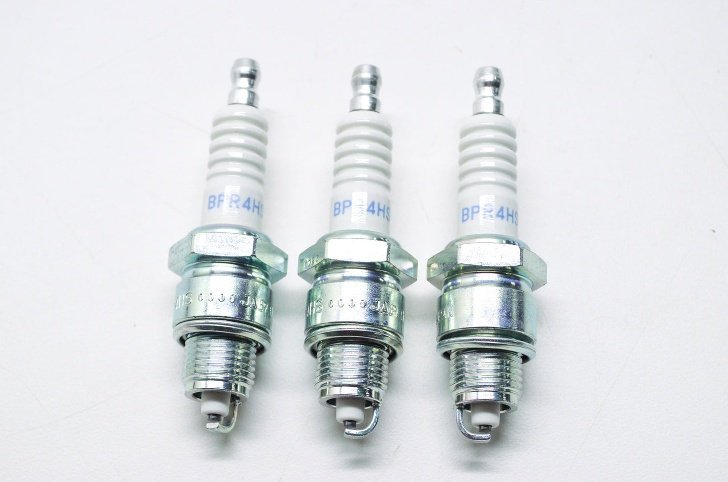 NGK BPR4HS, 7823 Spark Plug Qty 3 NOS
