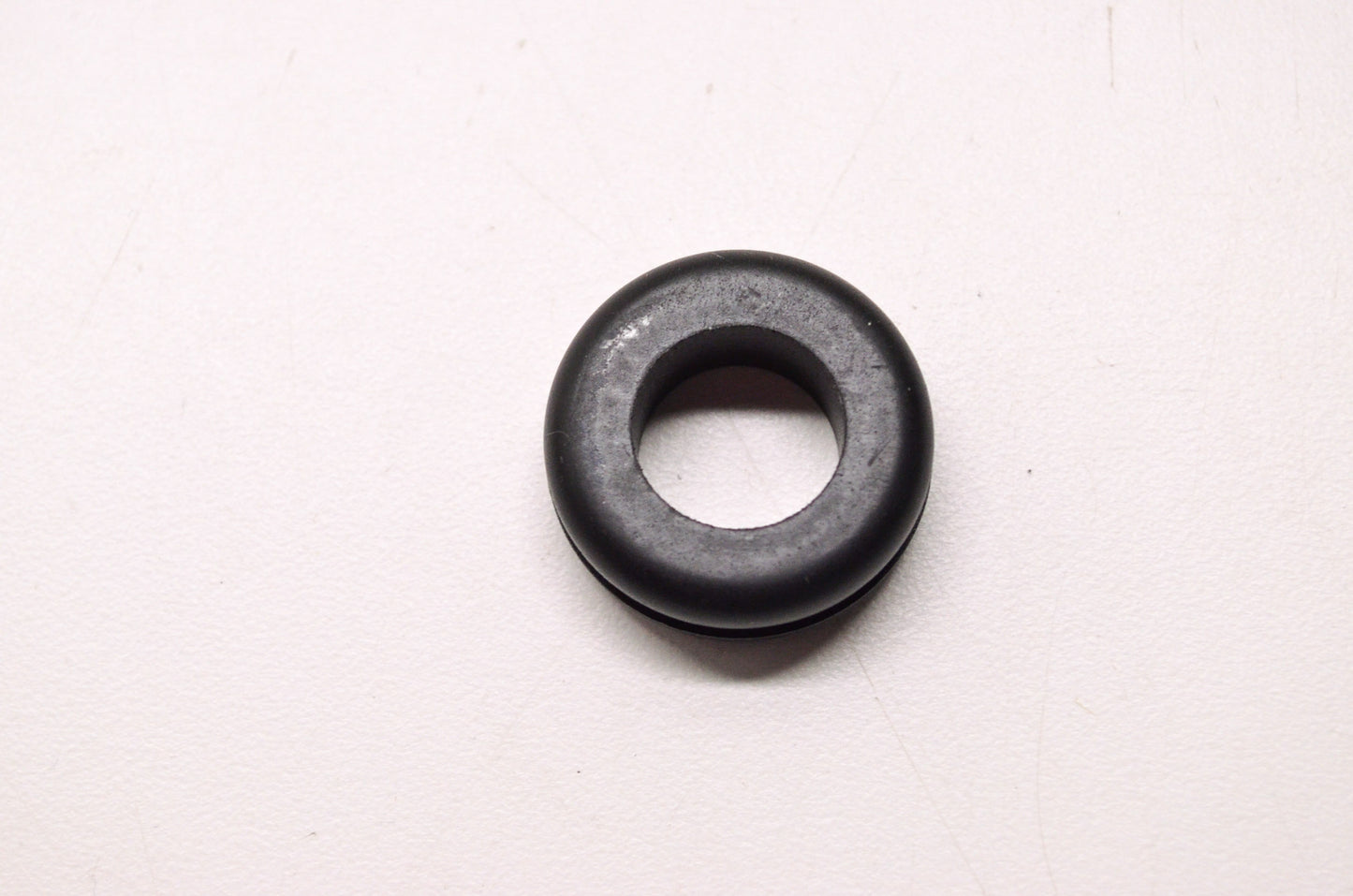 New OEM Quicksilver Mercury Marine Grommet NOS