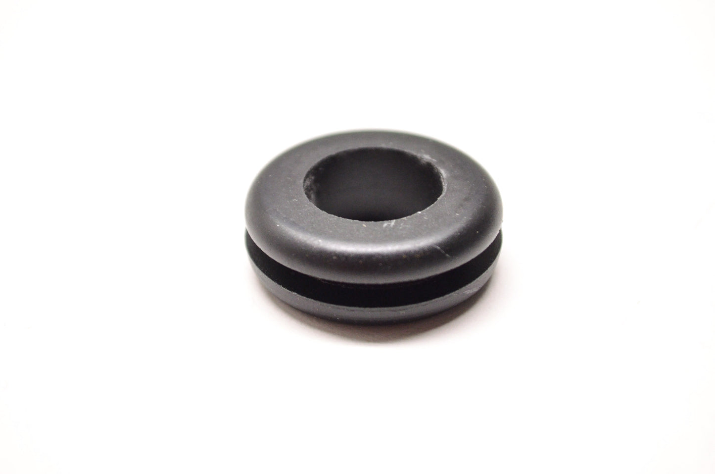 New OEM Quicksilver Mercury Marine Grommet NOS