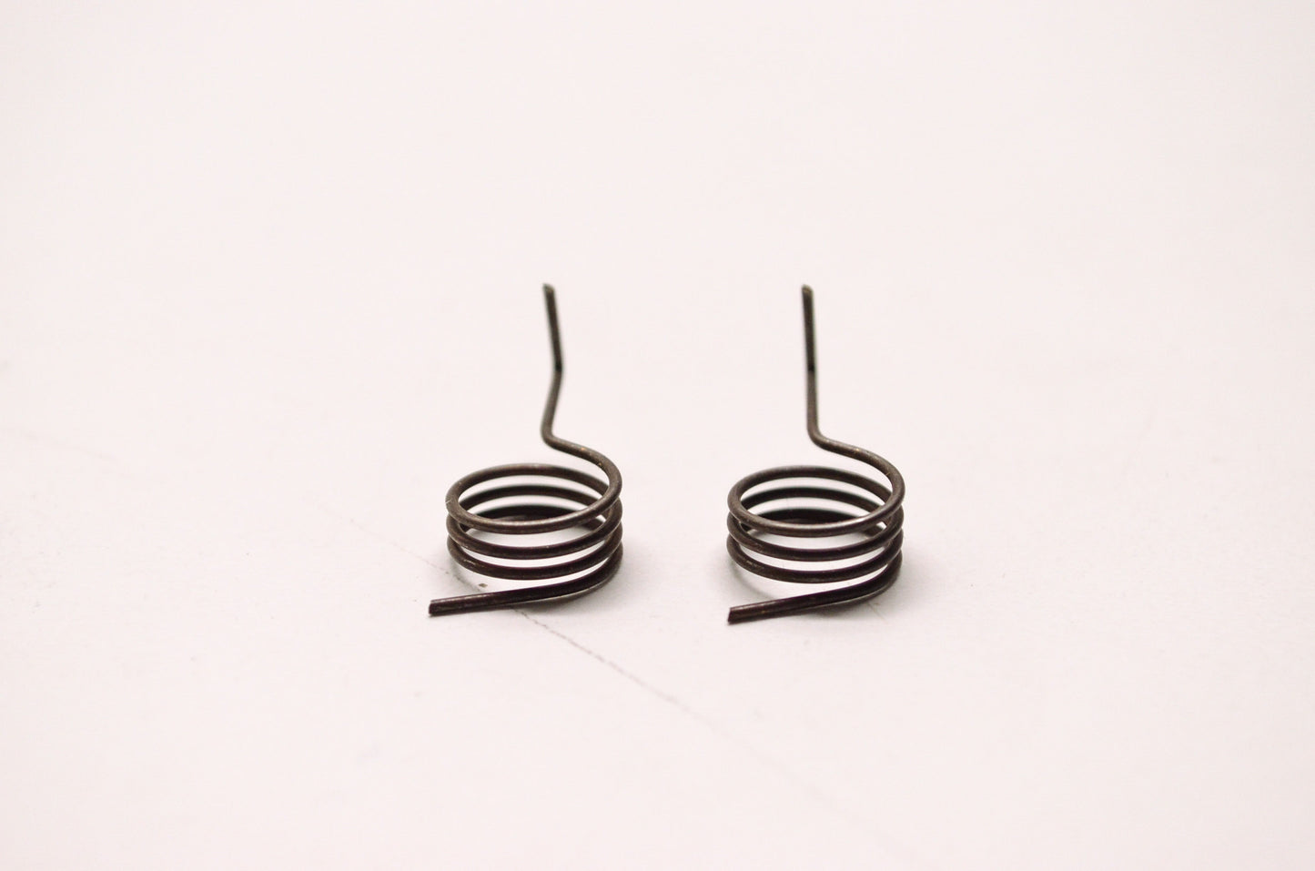 New OEM Quicksilver Mercury Marine Spring Qty 2 NOS