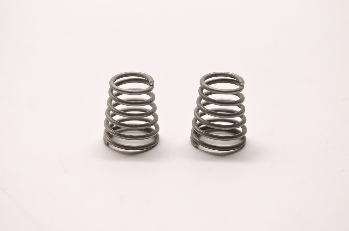 New OEM Quicksilver Mercury Marine Spring Qty 2 NOS