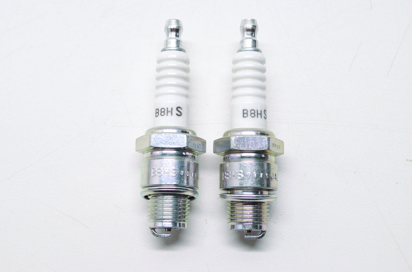 NGK B8HS, 5510 Spark Plug Qty 2 NOS