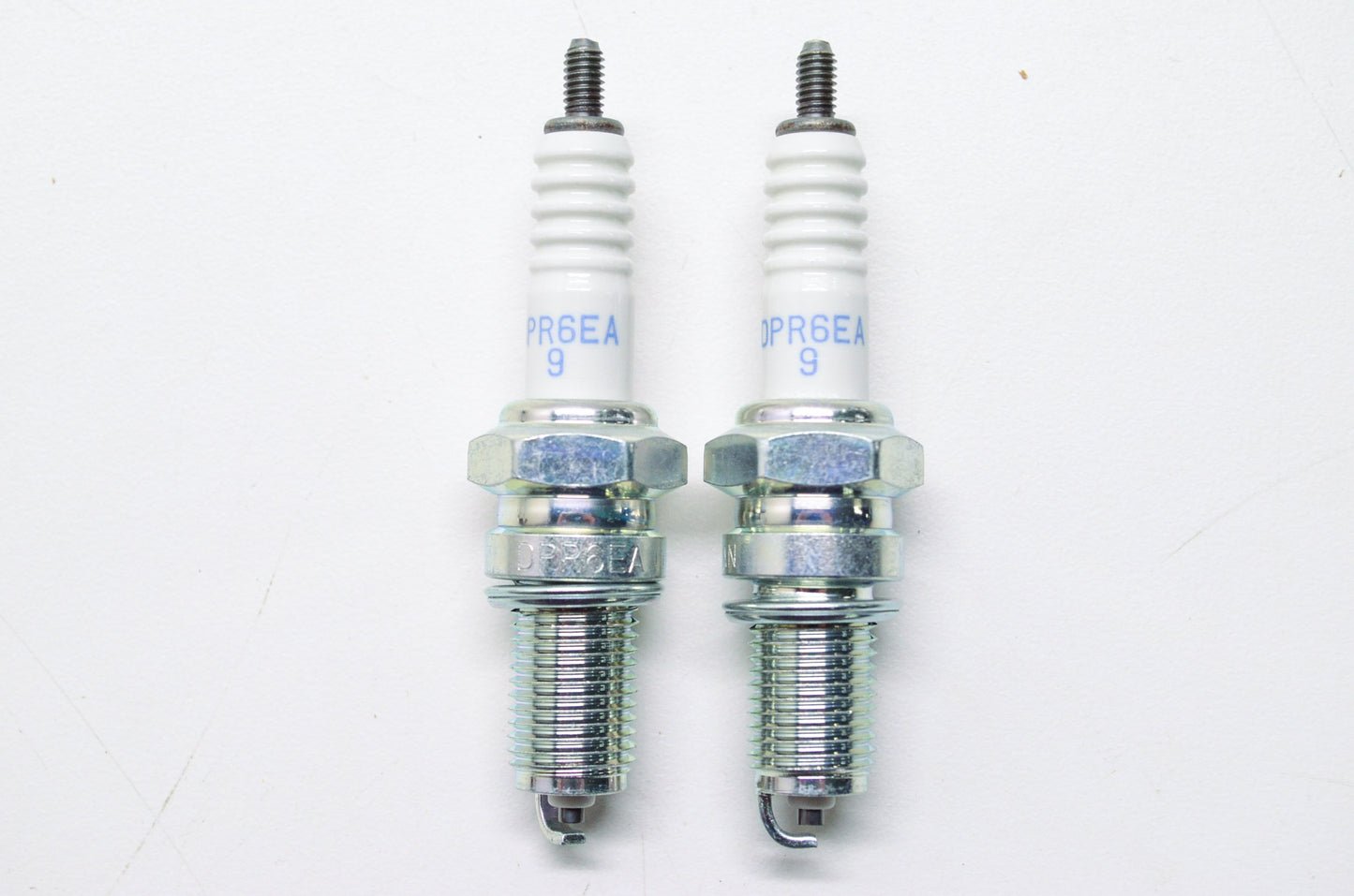 NGK DPR6EA-9, 5531 Spark Plug Qty 2 NOS