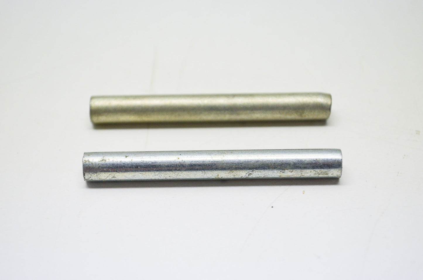 7/32' x 1 7/8' Shear Pin 40-50 Johnson 16 HP Qty 2 NOS