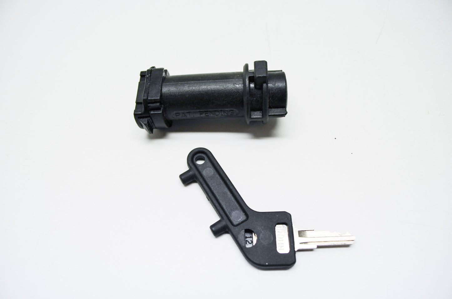 Fuel Fill Locking Insert with 1 Key NOS