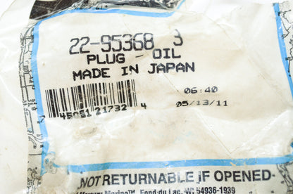 New OEM Quicksilver Mercury Marine Oil Plug NOS