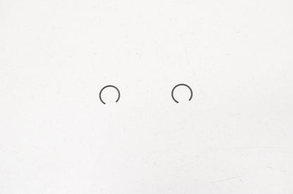 New Wiseco Circlip Qty 2 NOS