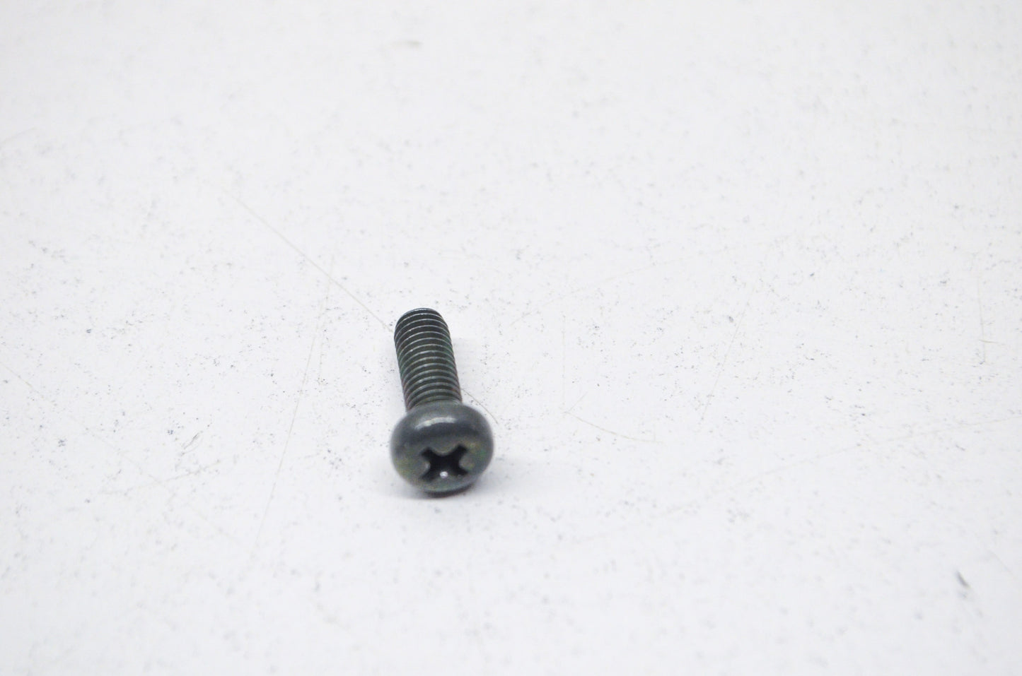 OEM Yamaha 98507-05014-00 Pan Screw NOS