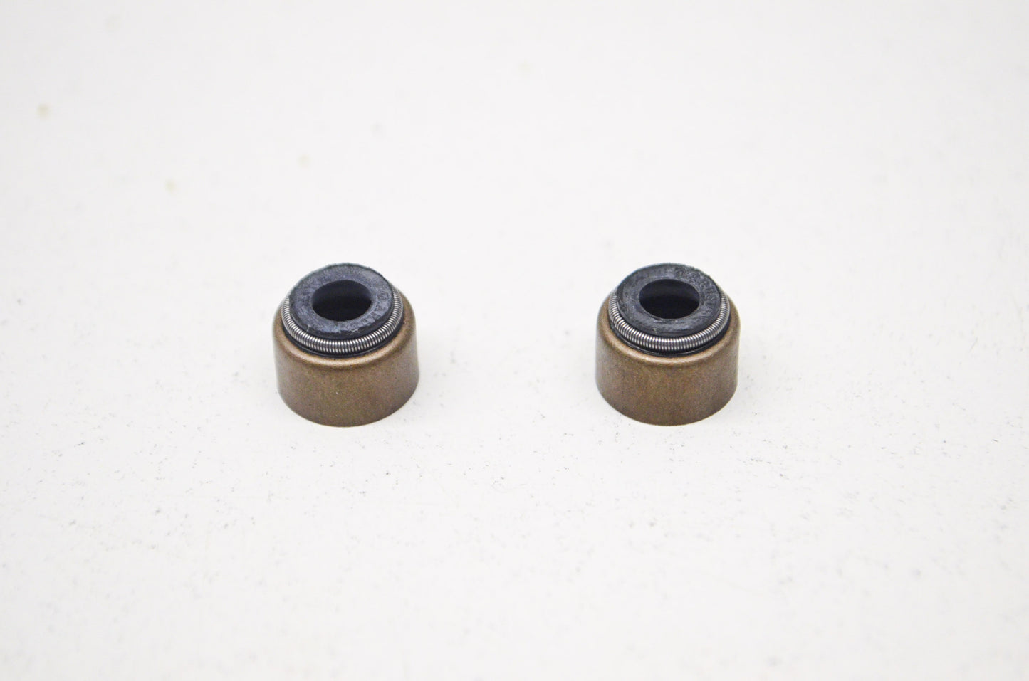 New Vesrah Valve Seal Qty 2 Yamaha YFB YFM 250 660F NOS