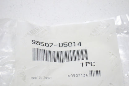 OEM Yamaha 98507-05014-00 Pan Screw NOS