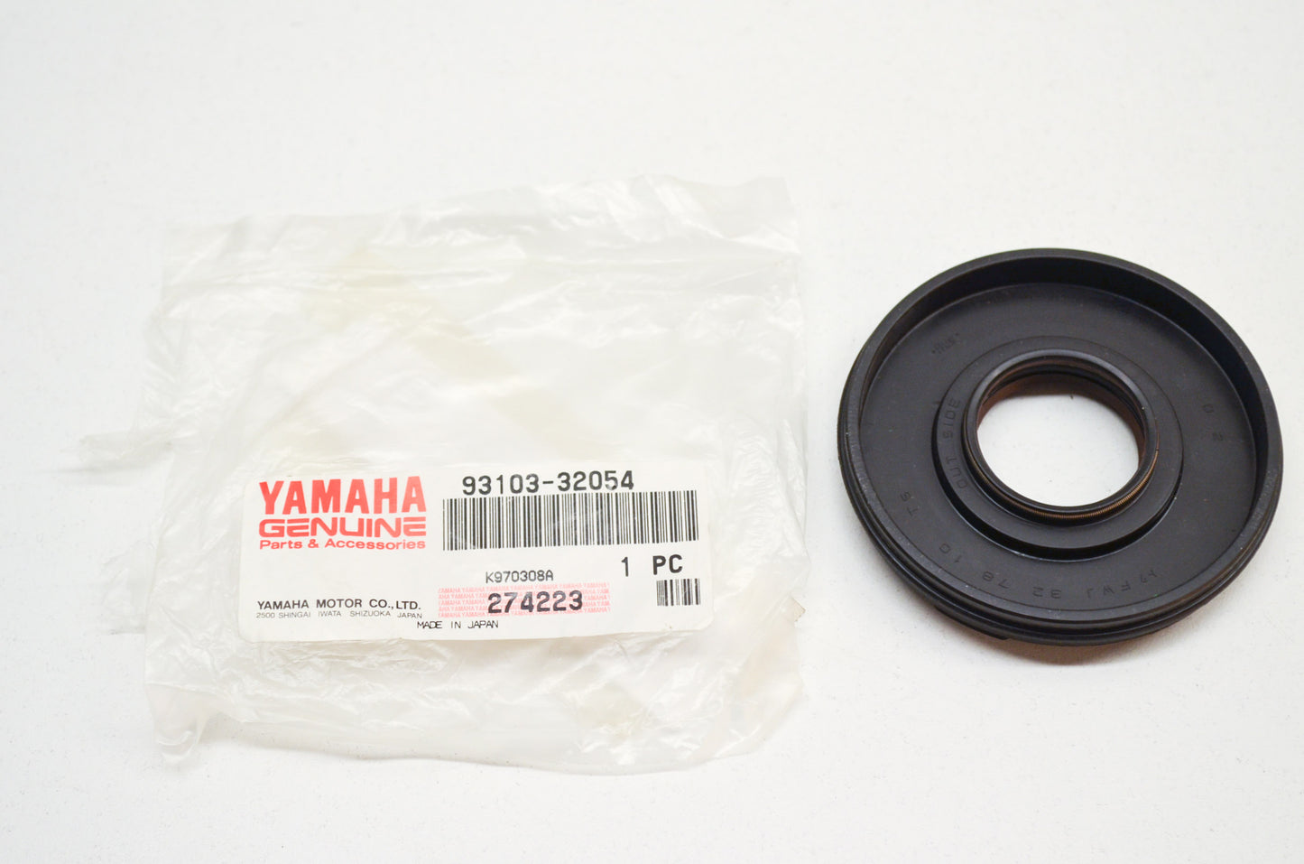 OEM Yamaha 93103-32054-00 Oil Seal Type SW NOS