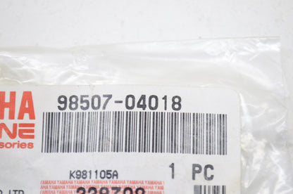 OEM Yamaha 98507-04018-00 Pan Head Screw NOS