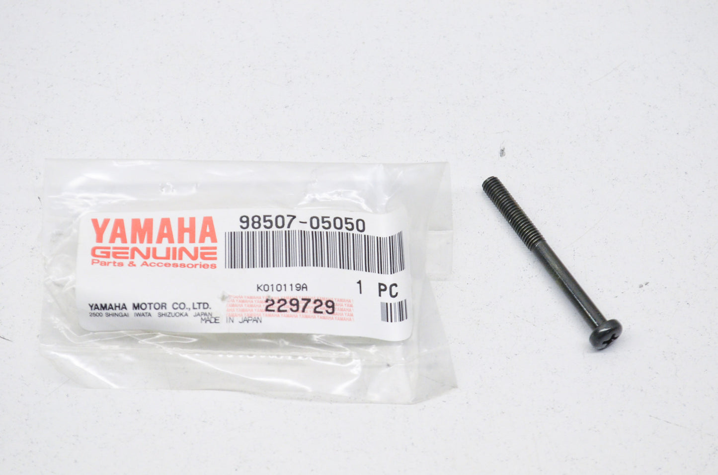 OEM Yamaha 98507-05050-00 Pan Screw NOS