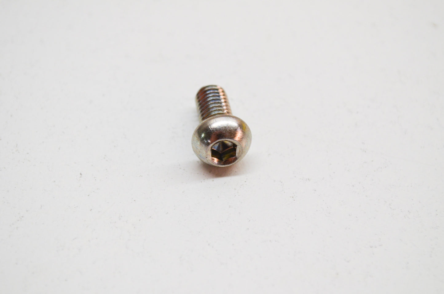 New OEM Yamaha 92014-06012-00 Button Head Bolt NOS
