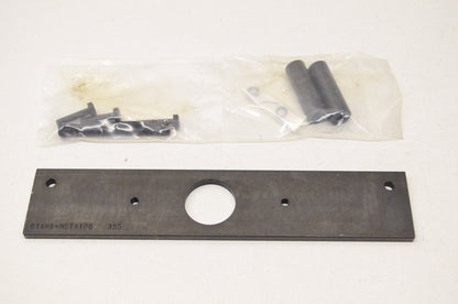 New OEM Honda 07AMB-MCTA100 Drive Pulley Holder NOS