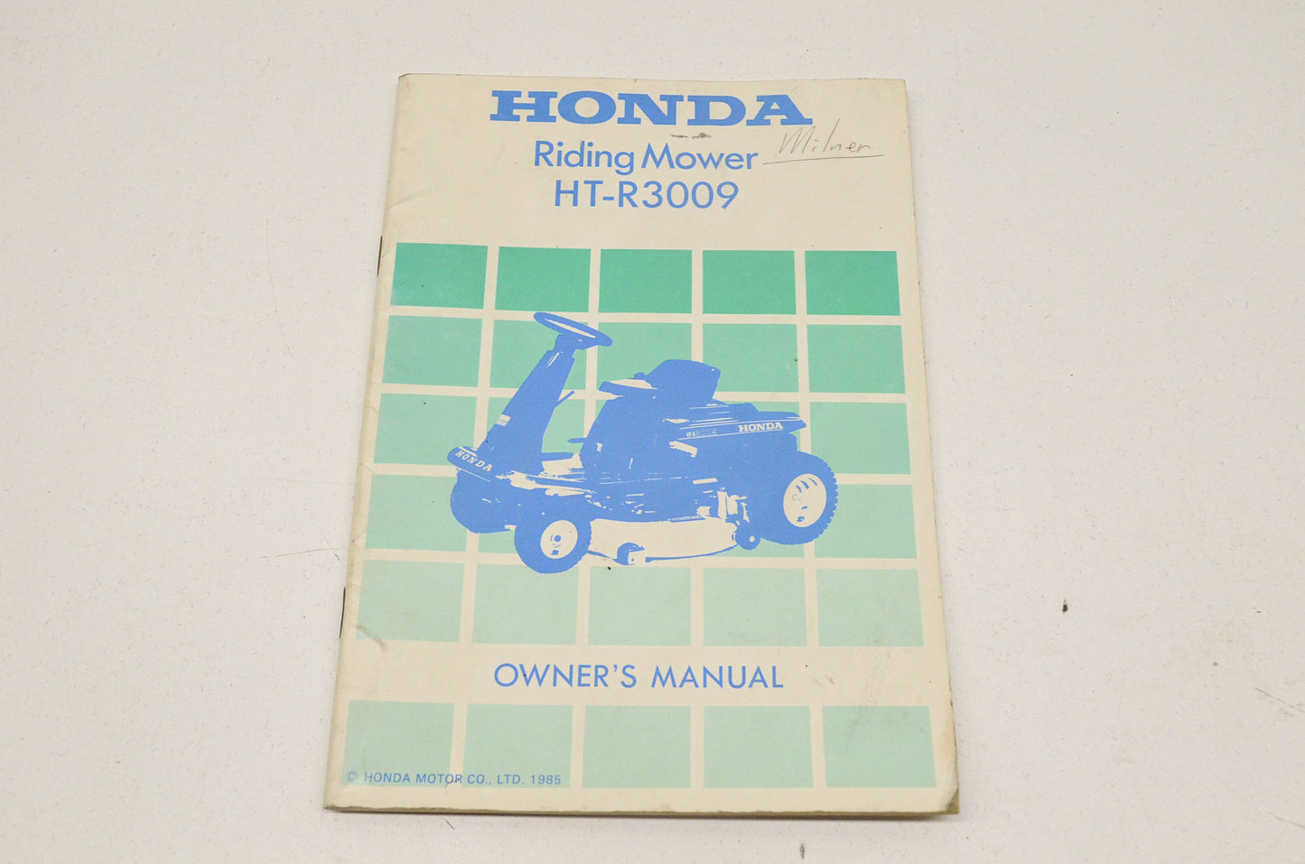 Owner's Manual Riding Mower HT-R3009