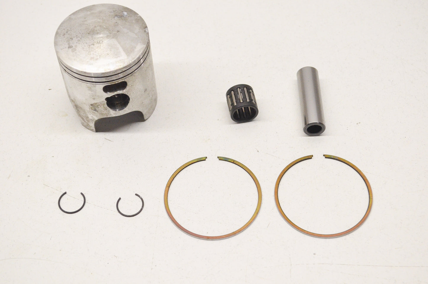 New Wiseco Piston Honda 85-86 CR125R NOS