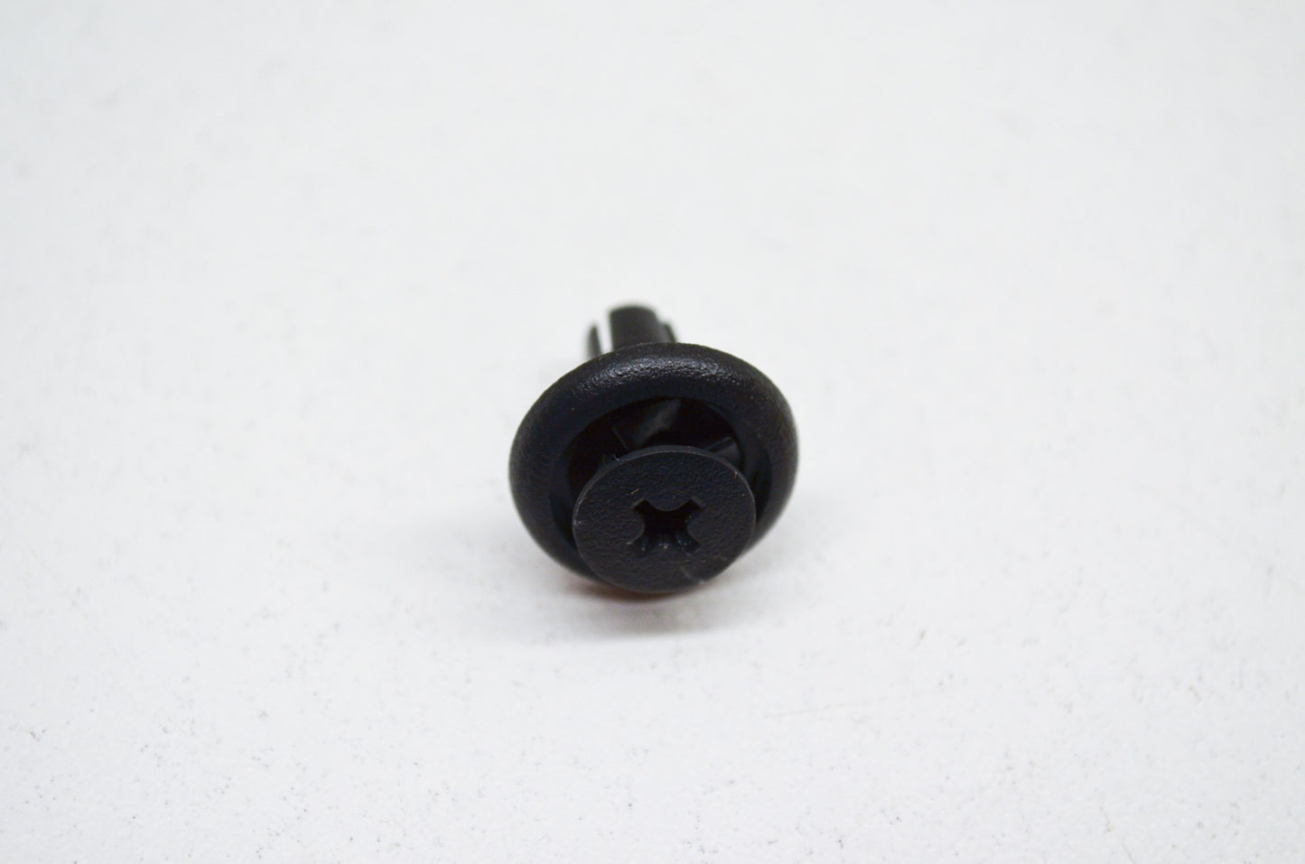 OEM Yamaha 90269-06002-00 Rivet