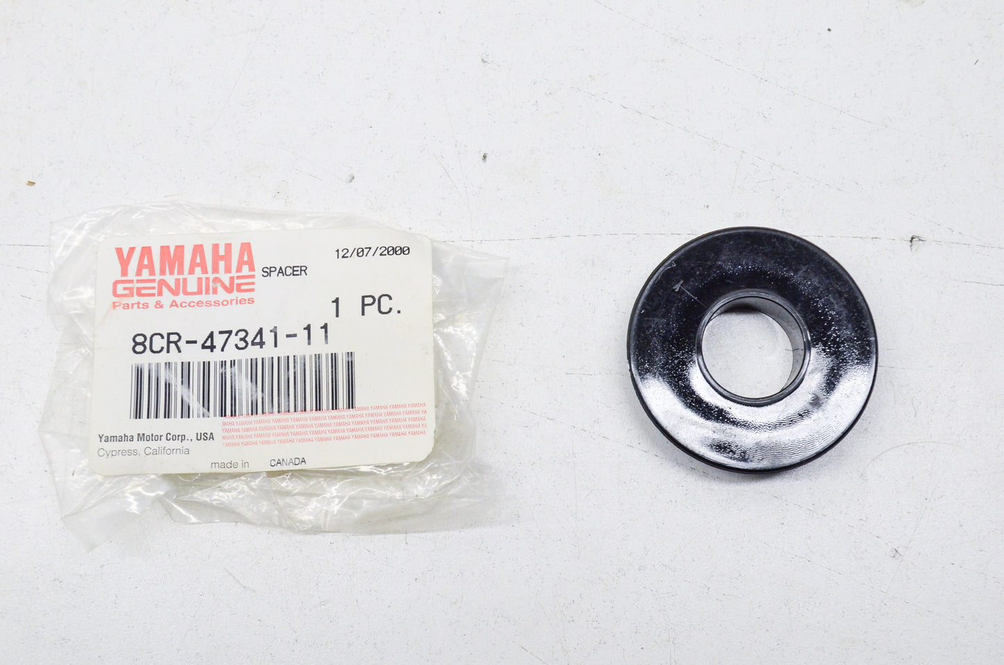 OEM Yamaha 8CR-47341-11-00 Spacer NOS
