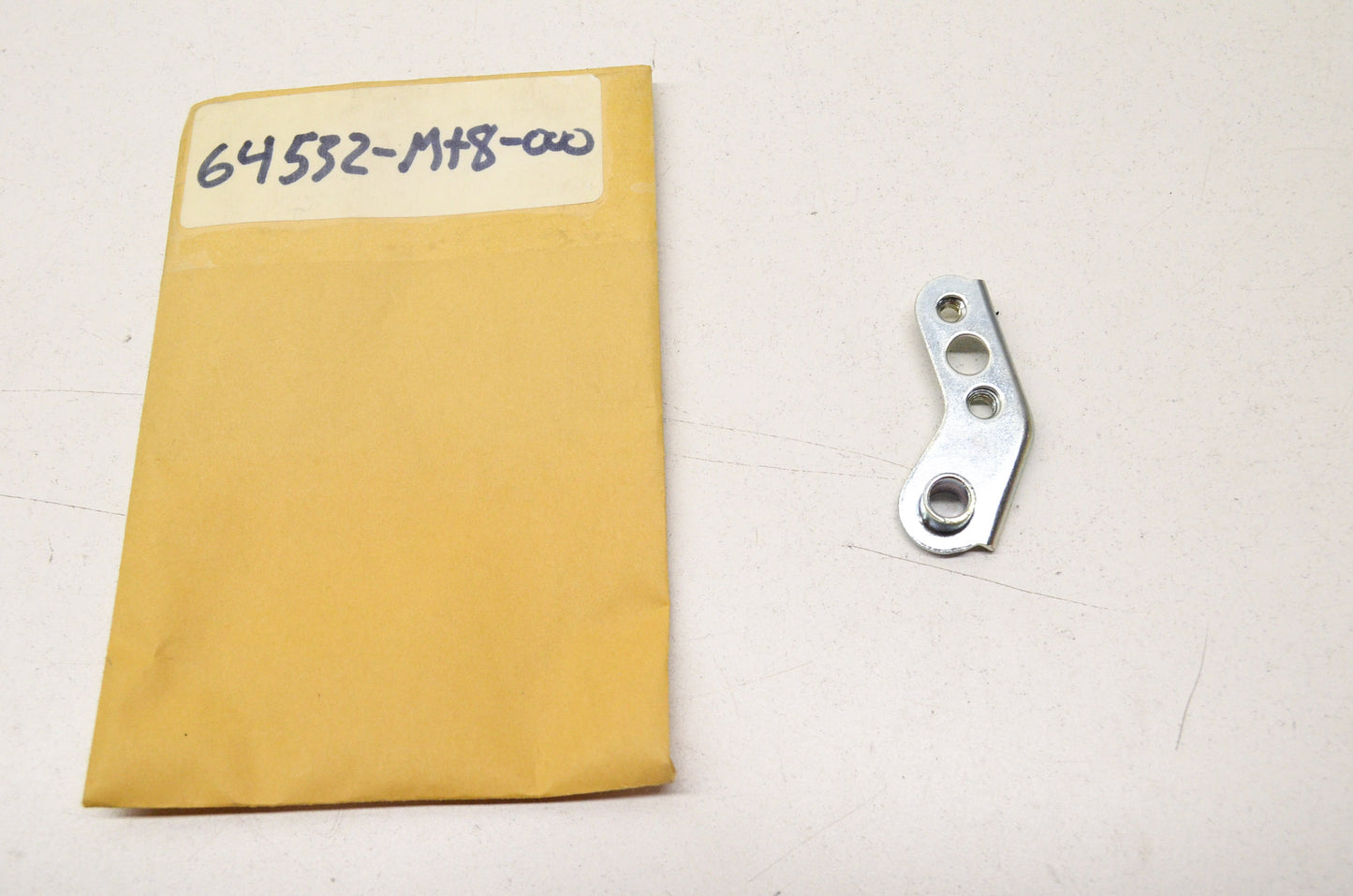OEM Honda 64532-MT8-000 Rear Pivot Plate NOS