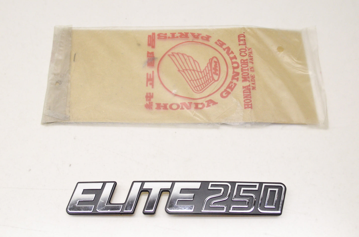 OEM Honda 87552-KM1-770ZA Emblem (TYPE1) NOS