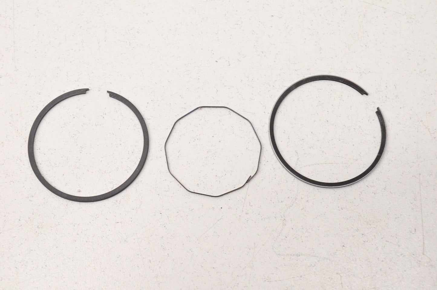 OEM Honda 13010-GJ5-015 Ring Set (STD) NOS