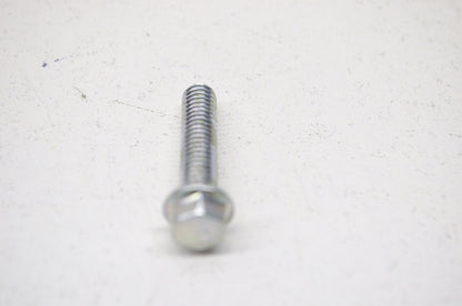 OEM Yamaha 95022-06025-00 Flange Bolt NOS