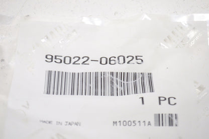 OEM Yamaha 95022-06025-00 Flange Bolt NOS