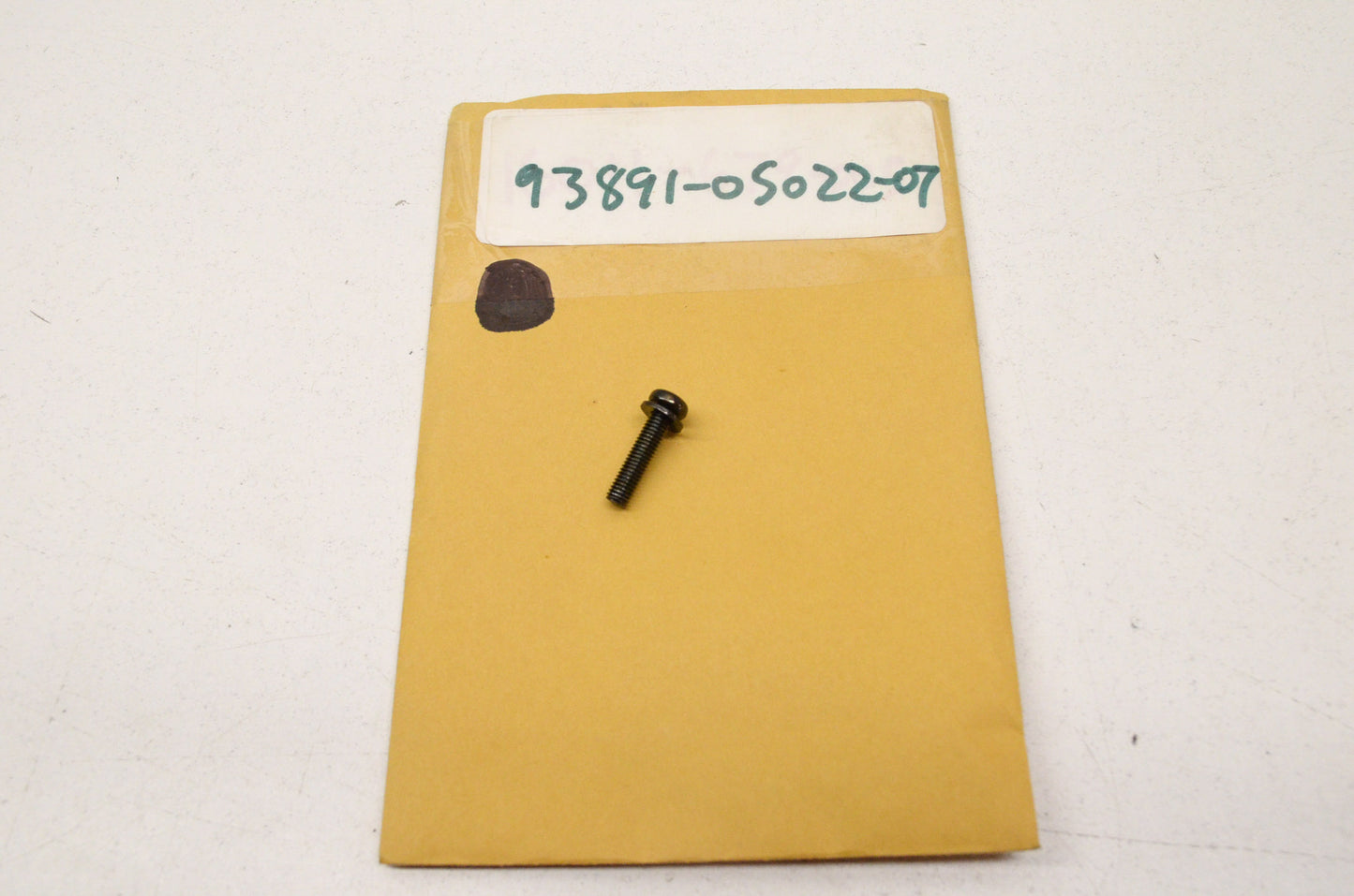 OEM Honda 93891-05022-07 Washer Screw (5X22) NOS