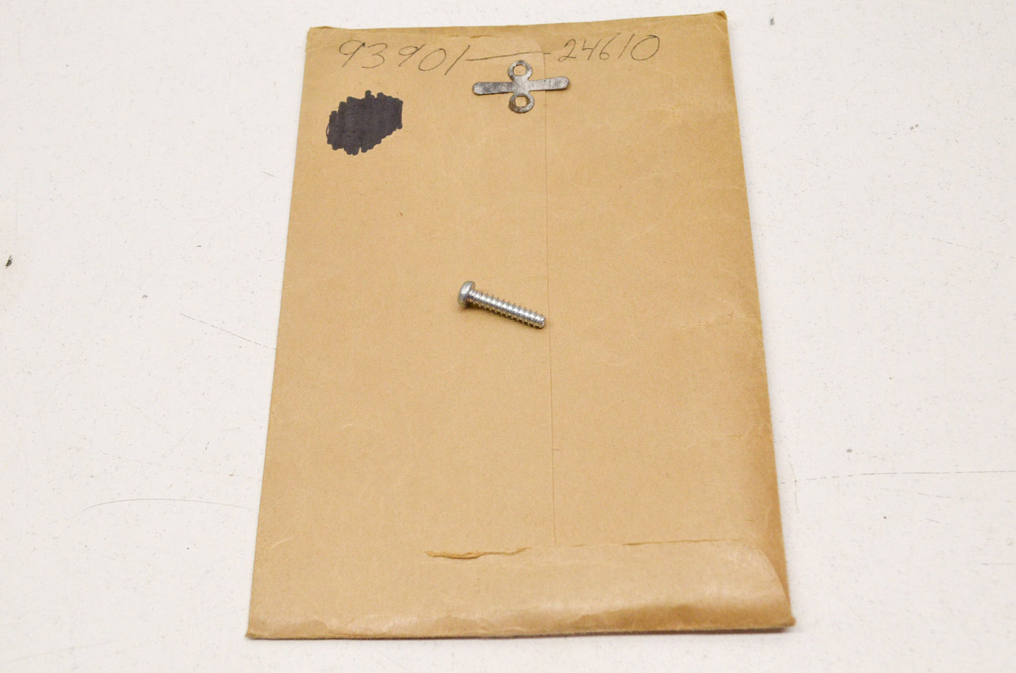 OEM Honda 93901-24610 Tap Screw (4X25) NOS