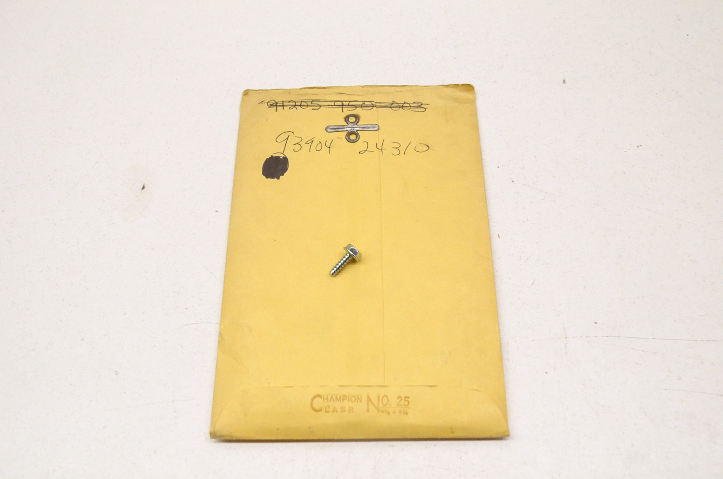 OEM Honda 93904-24310 Tap Screw (4X12) NOS