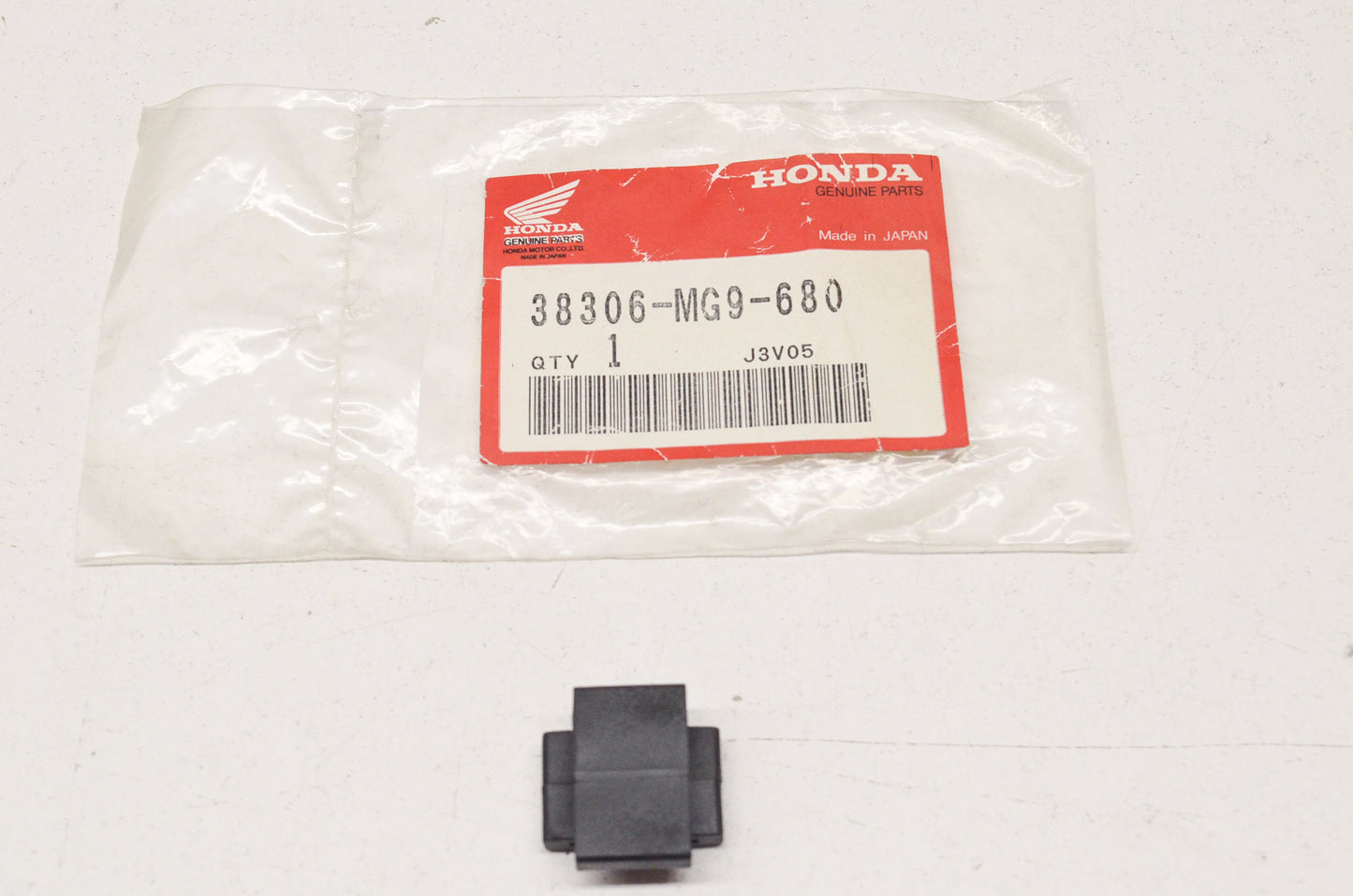 OEM Honda 38306-MG9-680 Suspension NOS
