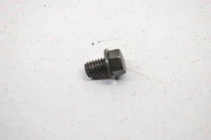 OEM Yamaha 9502P-06008-00 Flange Bolt NOS