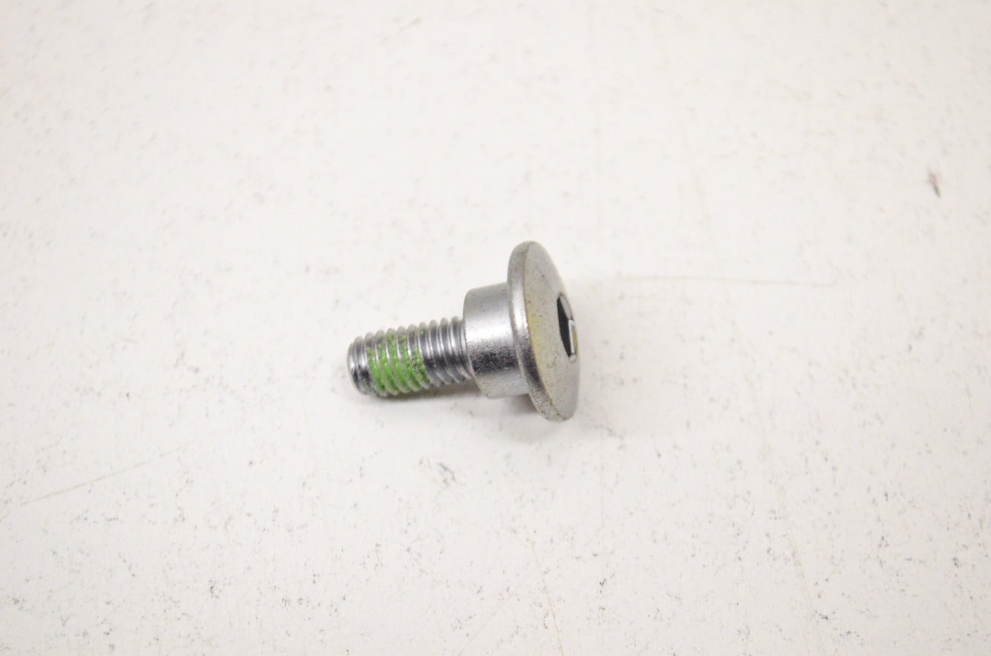 OEM Honda 90105-KZ4-000 Disk Bolt 6x17 NOS