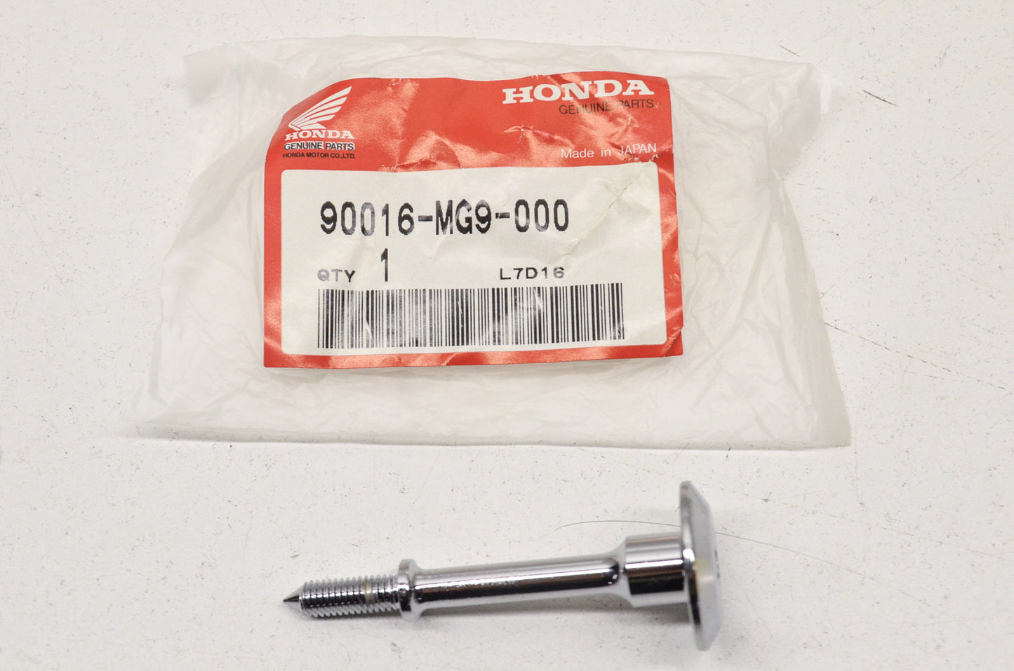 OEM Honda 90016-MG9-000 Special Bolt (6X45) NOS