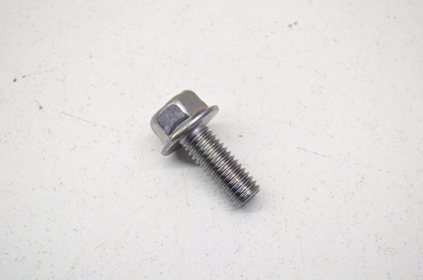 OEM Yamaha 95814-08020-00 Flange Bolt NOS