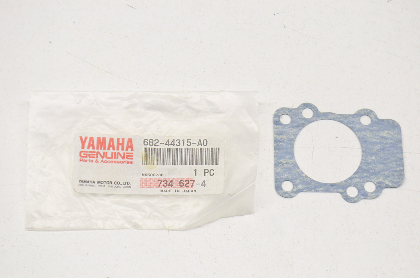 OEM Yamaha 682-44315-A0-00 Water Pump Gasket NOS