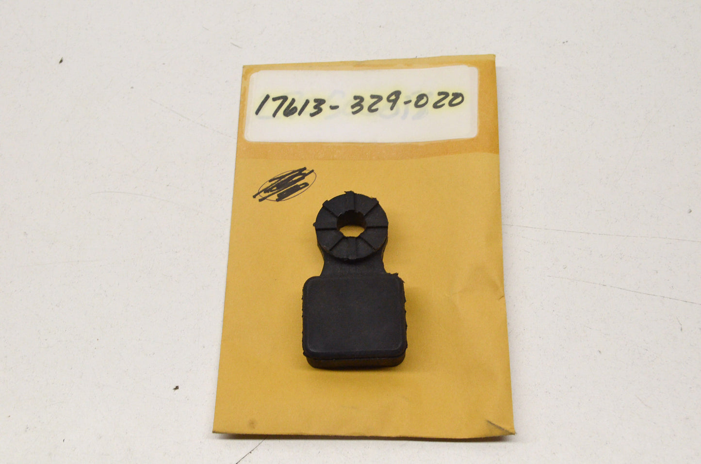 OEM Honda 17613-329-020 Rear Fuel Tank Rubber NOS