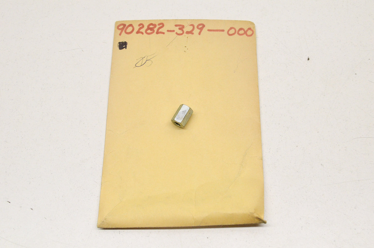 OEM Honda 90282-329-000 Nut (6X15) NOS