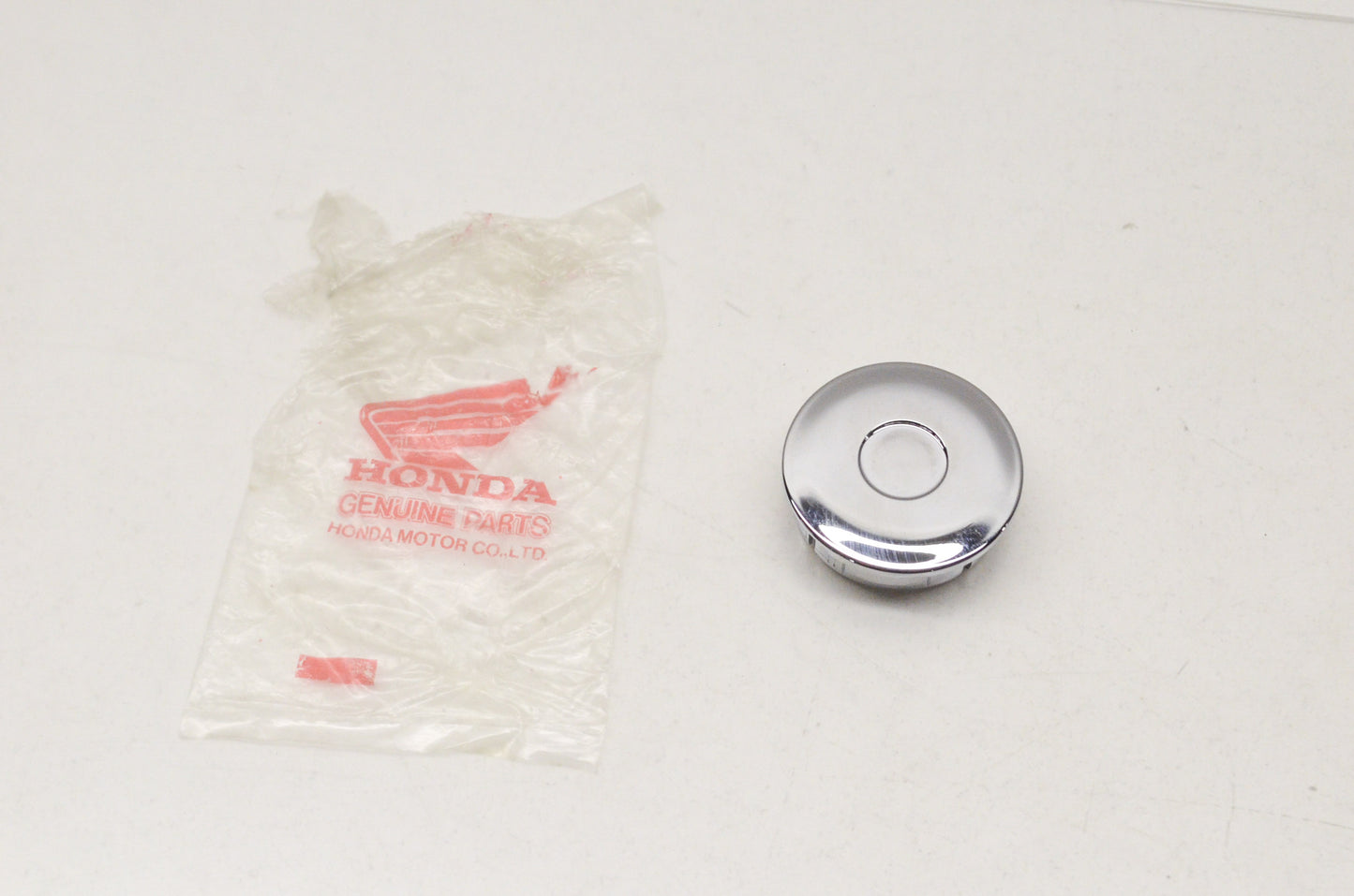 OEM Honda 90312-MB0-000 Right Lock Nut Cap NOS