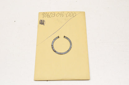 OEM Honda 90603-046-000 Circlip (38mm) NOS
