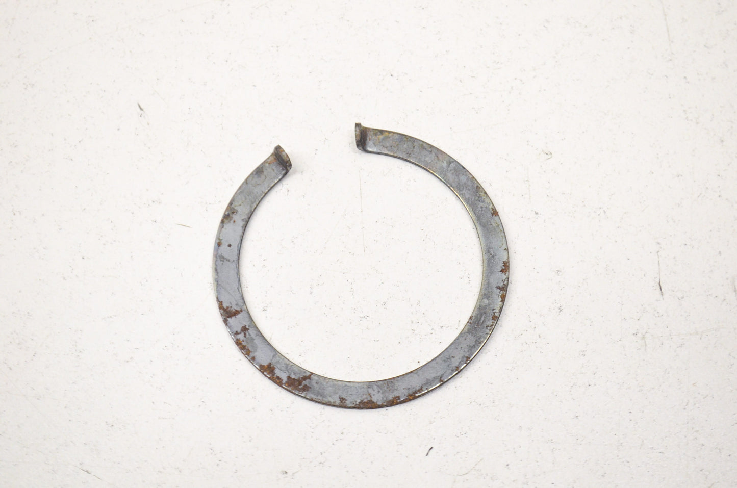 OEM Honda 90603-046-000 Circlip (38mm) NOS