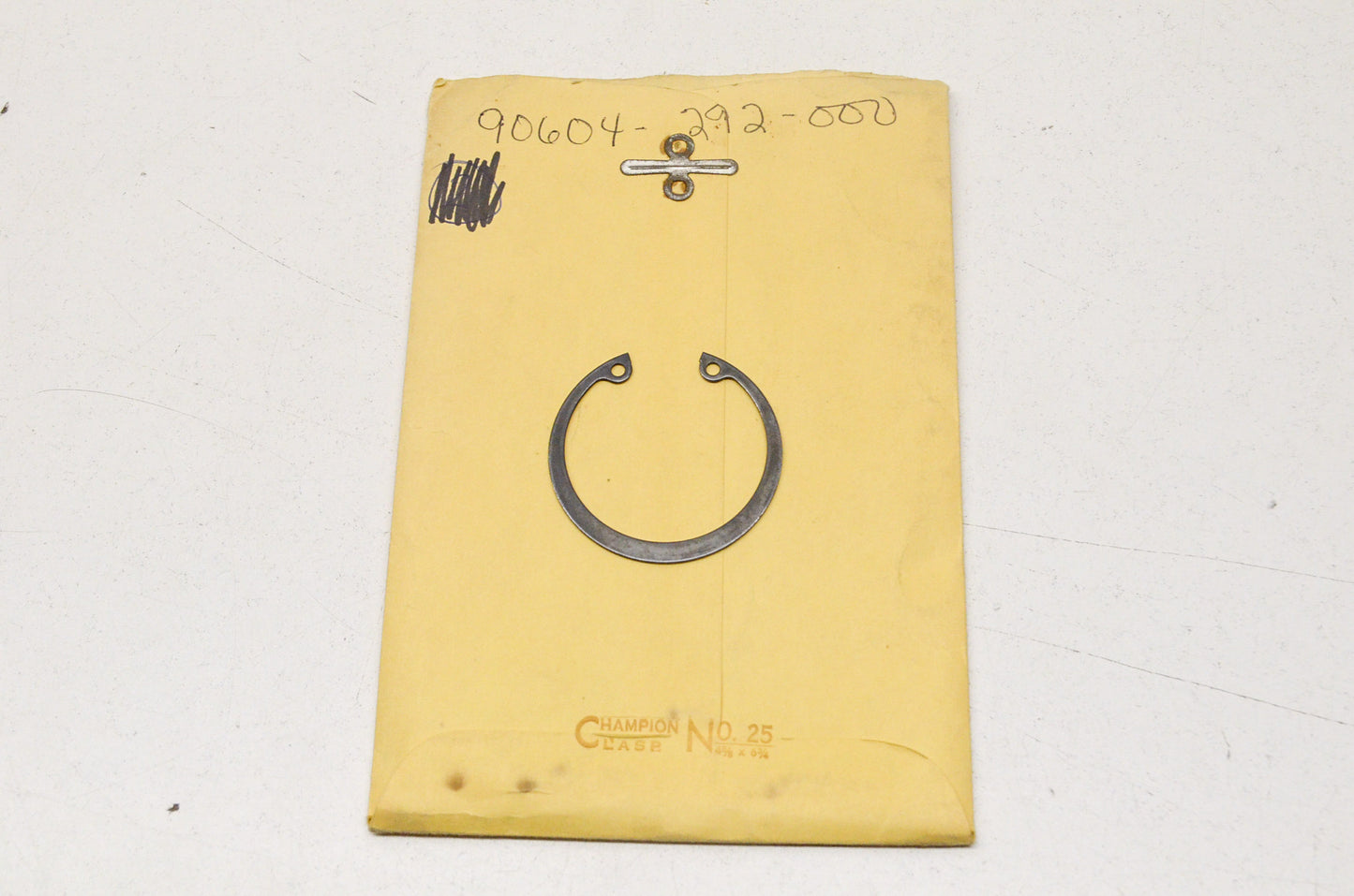 OEM Honda 90604-292-000 Circlip (45mm) NOS