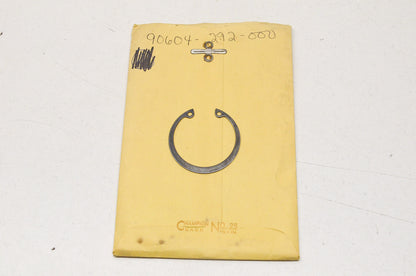 OEM Honda 90604-292-000 Circlip (45mm) NOS