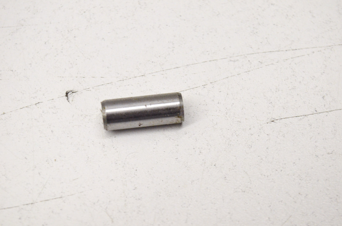 OEM Honda 90705-639-000 Dowel Pin (8X20.5) NOS