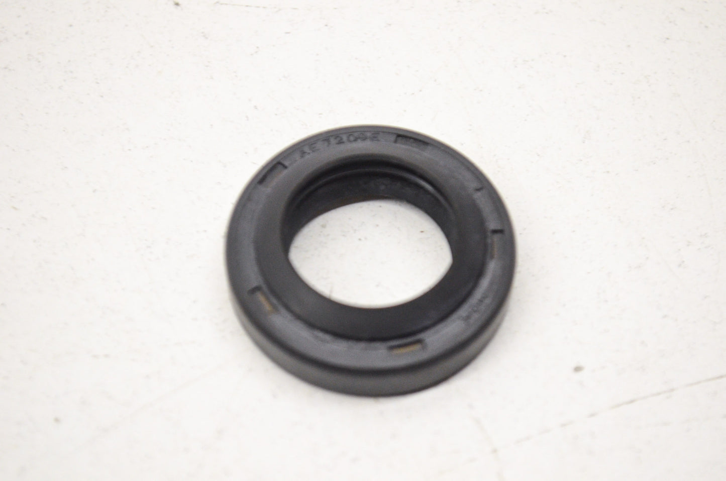 OEM Honda 90752-360-006 Oil Seal 21X35X7 NOS